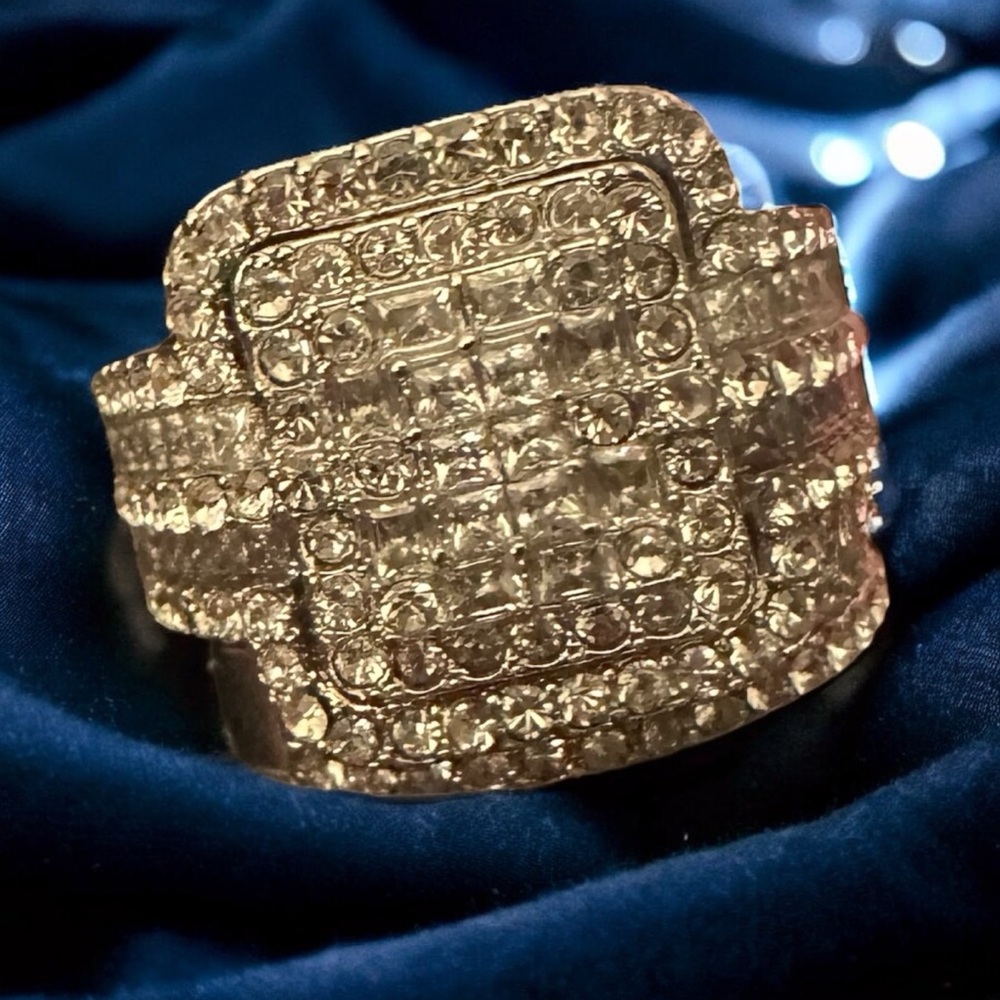 NWOT Silver Art Deco Wide Band Ring with Intricate Design Women Wedding Set